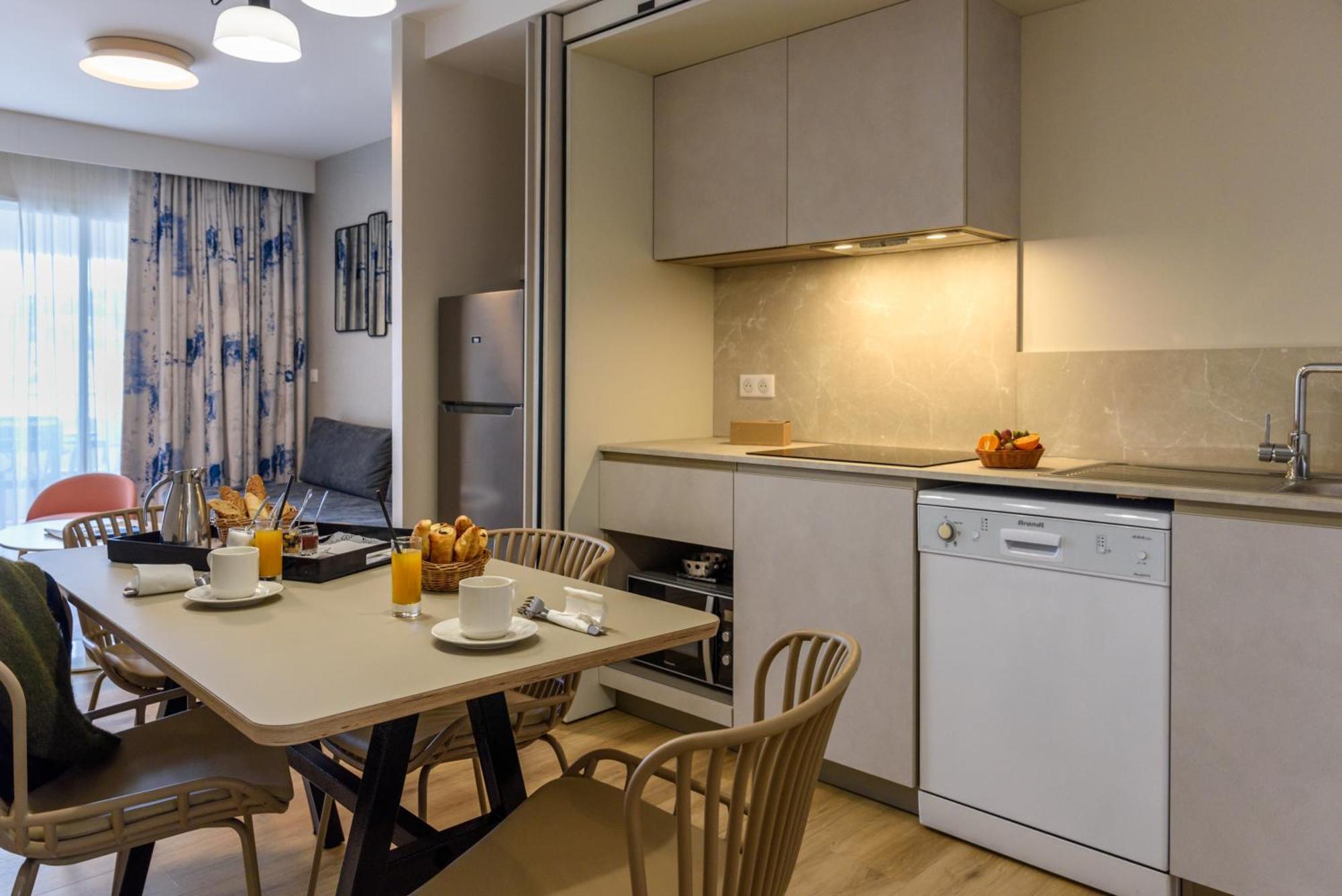 Residence De Tourisme Ajaccio Amiraute Εξωτερικό φωτογραφία